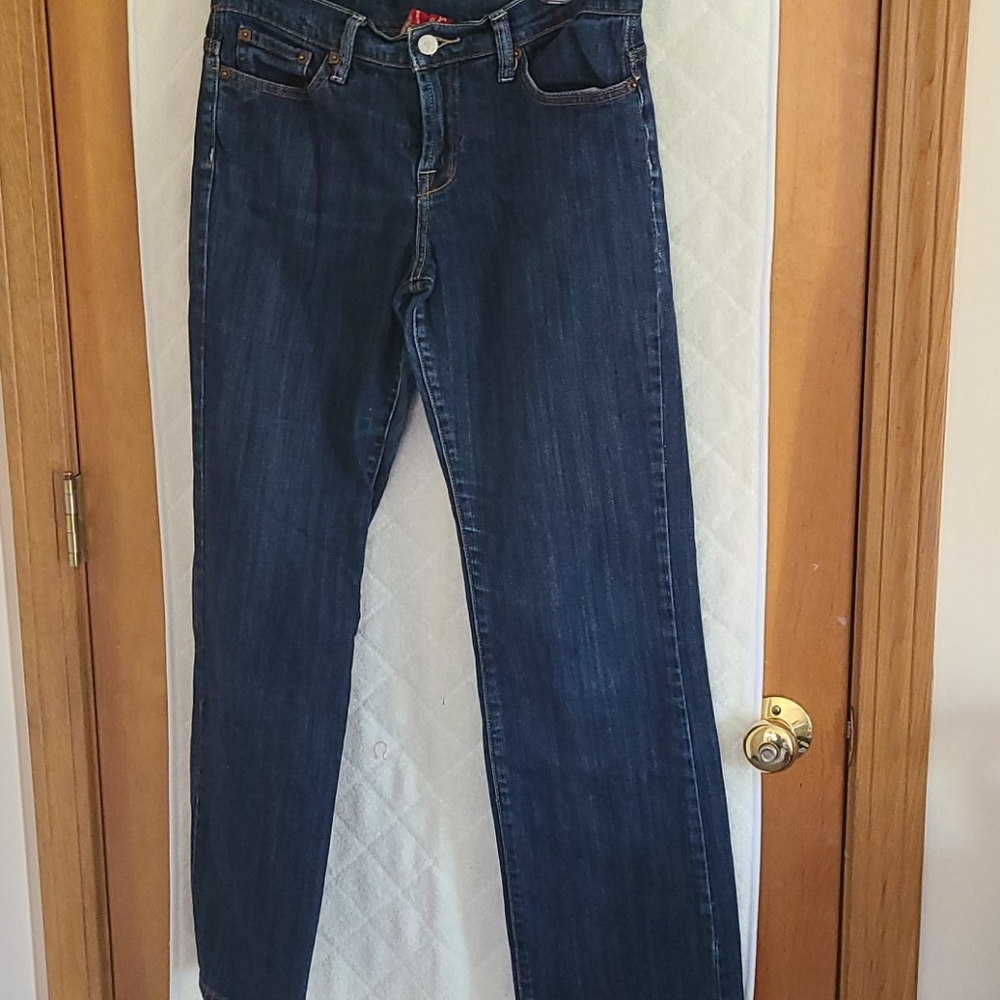 Lucky jeans. Straight leg. Vintage style. Peace si